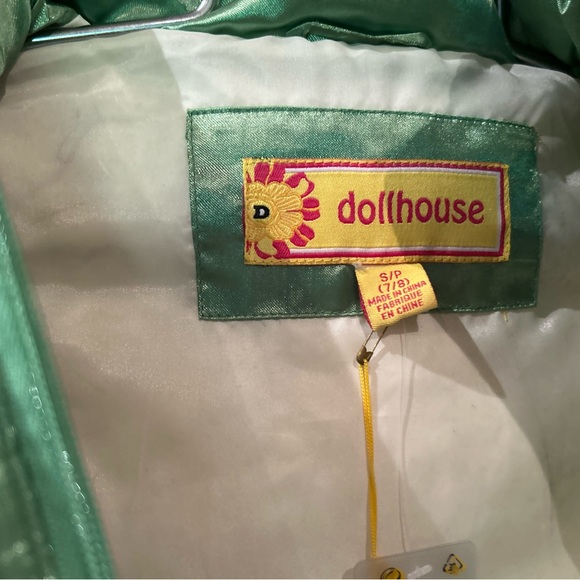 BNWT metallic green down puffer that converts into vest with removavle hood - Picture 9 of 9